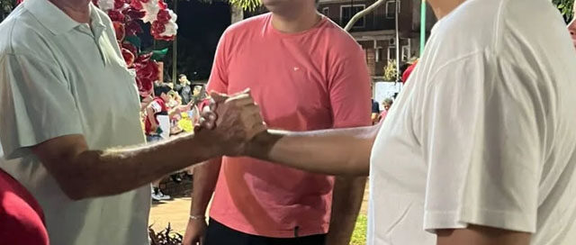 ESPERANZA: Encendido del Árbol de Navidad en la Terminal de Ómnibus